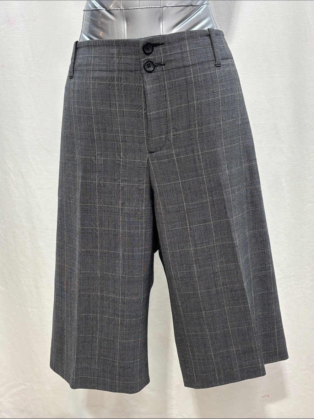 Banana Republic Gray Plaid Women's Bermuda Shorts 287 work trendy travel chic